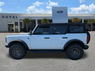 Ford Bronco 2024 4x4 Black Diamond 4p SUV