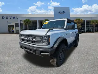 Ford Bronco 2024 4x4 Black Diamond 4p SUV