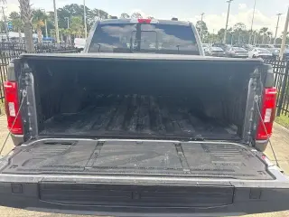 Ford F-150 2022 4x4 XLT 4p SuperCrew 5.5 ft. SB