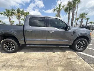 Ford F-150 2022 4x4 XLT 4p SuperCrew 5.5 ft. SB