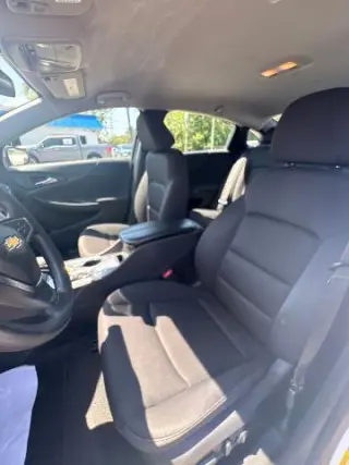 Chevrolet Malibu 2024 LT 4p Sedan con 1LT