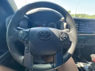 Toyota Tacoma 2023 4x4 TRD Todo Terreno 4p Doble Cabina 6,1 ft LB