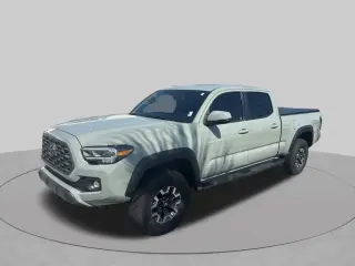 Toyota Tacoma 2023 4x4 TRD Todo Terreno 4p Doble Cabina 6,1 ft LB