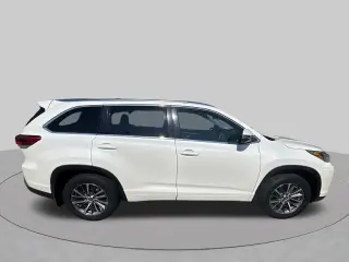 Toyota Highlander 2017 AWD XLE 4p SUV