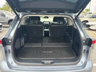 Toyota Highlander 2023 LE 4dr SUV
