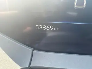 Toyota Prius 2024 LE 4p Hatchback