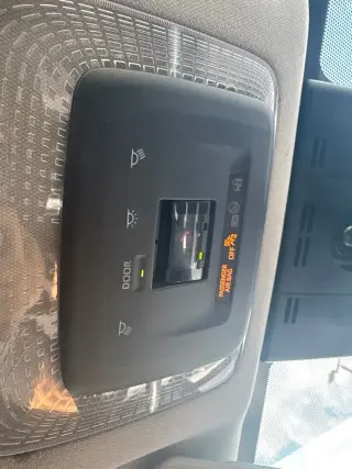 Toyota Prius 2024 LE 4p Hatchback
