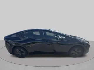 Toyota Prius 2024 LE 4p Hatchback