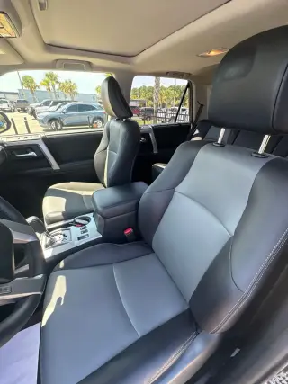 Toyota 4Runner 2018 4x2 SR5 Premium 4dr SUV