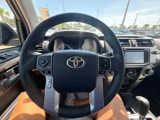 Toyota 4Runner 2018 4x2 SR5 Premium 4dr SUV