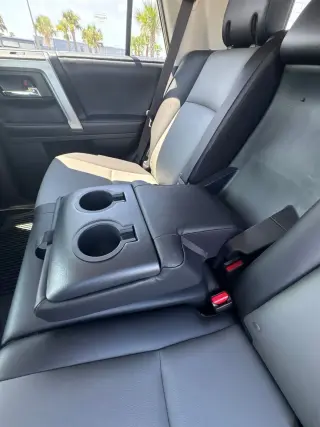 Toyota 4Runner 2018 4x2 SR5 Premium 4dr SUV