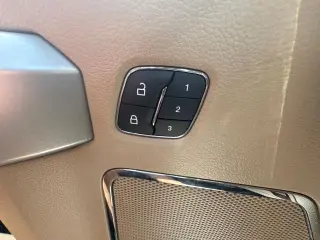Ford F-150 2019 4x4 Lariat 4p SuperCrew 5.5 ft. CB