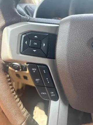 Ford F-150 2019 4x4 Lariat 4p SuperCrew 5.5 ft. CB