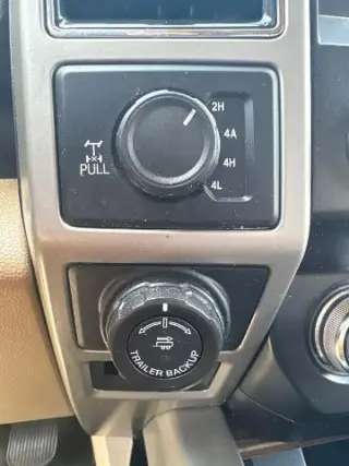 Ford F-150 2019 4x4 Lariat 4p SuperCrew 5.5 ft. CB