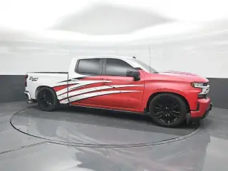 Chevrolet Silverado 1500 2021 4x2 LT 4p. Cabina Crew 5,8 pies. SB
