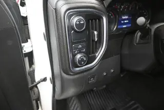 Chevrolet Silverado 1500 2021 4x2 LT 4p. Cabina Crew 5,8 pies. SB