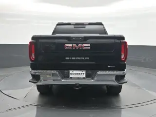 GMC Sierra 1500 2024 4x2 SLT 4p Camioneta de Tripulación 5.8 ft. CA