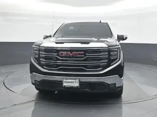 GMC Sierra 1500 2024 4x2 SLT 4p Camioneta de Tripulación 5.8 ft. CA