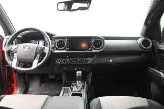 Toyota Tacoma 2023 4x4 Trail Special Edición 4p Doble Cab 5.0 ft SB