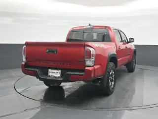 Toyota Tacoma 2023 4x4 Trail Special Edición 4p Doble Cab 5.0 ft SB
