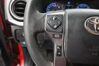 Toyota Tacoma 2023 4x4 Trail Special Edición 4p Doble Cab 5.0 ft SB