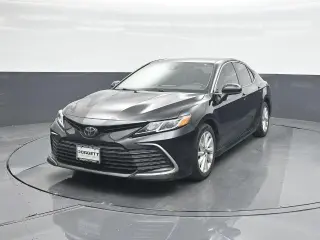Toyota Camry 2023 LE 4p Sedán