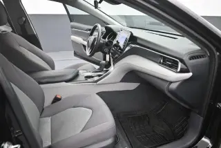 Toyota Camry 2023 LE 4p Sedán