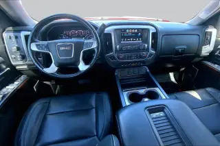 GMC Sierra 1500 2018 4x4 SLT 4dr Crew Cab 5.8 ft. SB
