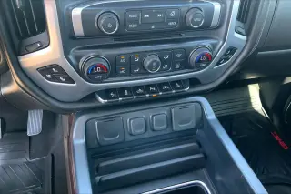 GMC Sierra 1500 2018 4x4 SLT 4dr Crew Cab 5.8 ft. SB