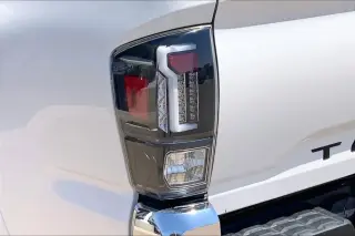 Toyota Tacoma 2021 4x2 TRD Todo Terreno 4p Doble Cabina 5.0 ft CB