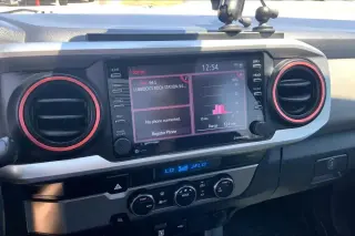 Toyota Tacoma 2021 4x2 TRD Todo Terreno 4p Doble Cabina 5.0 ft CB