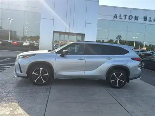 Toyota Highlander 2022 AWD XSE 4p SUV