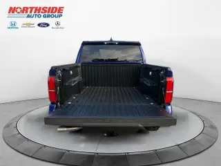 Toyota Tacoma 2025 4x4 SR5 Cabina Doble 4p 5.0 ft SB