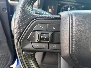 Toyota Tacoma 2025 4x4 SR5 Cabina Doble 4p 5.0 ft SB