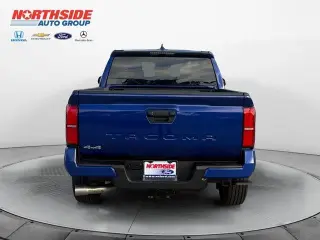 Toyota Tacoma 2025 4x4 SR5 Cabina Doble 4p 5.0 ft SB