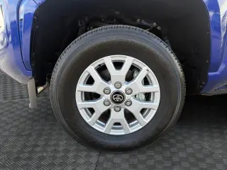Toyota Tacoma 2025 4x4 SR5 Cabina Doble 4p 5.0 ft SB