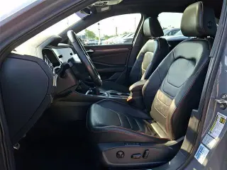 Volkswagen Jetta 2019 GLI S 4p Sedan 6M