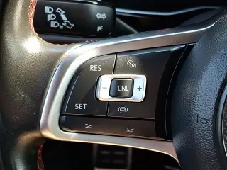 Volkswagen Jetta 2019 GLI S 4p Sedan 6M
