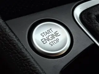 Volkswagen Jetta 2019 GLI S 4p Sedan 6M