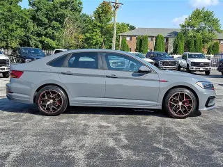 Volkswagen Jetta 2019 GLI S 4p Sedan 6M
