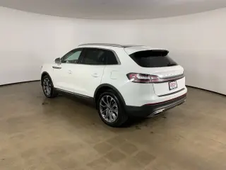 Lincoln Nautilus 2022 AWD Reserve 4dr SUV