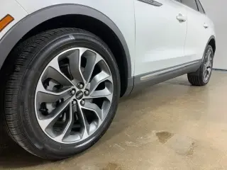 Lincoln Nautilus 2022 AWD Reserve 4dr SUV