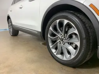 Lincoln Nautilus 2022 AWD Reserve 4dr SUV