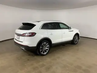 Lincoln Nautilus 2022 AWD Reserve 4dr SUV