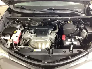 Toyota RAV4 2018 XLE 4p SUV