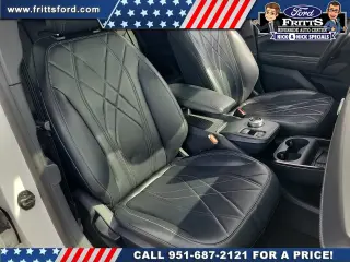 Ford Mustang Mach-E 2023 Select 4dr SUV