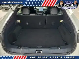Ford Mustang Mach-E 2023 Select 4dr SUV