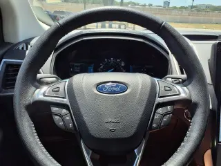 Ford Edge 2022 AWD SEL 4dr Crossover