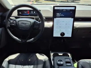 Ford Mustang Mach-E 2023 Select 4p SUV