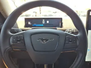 Ford Mustang Mach-E 2023 Select 4p SUV